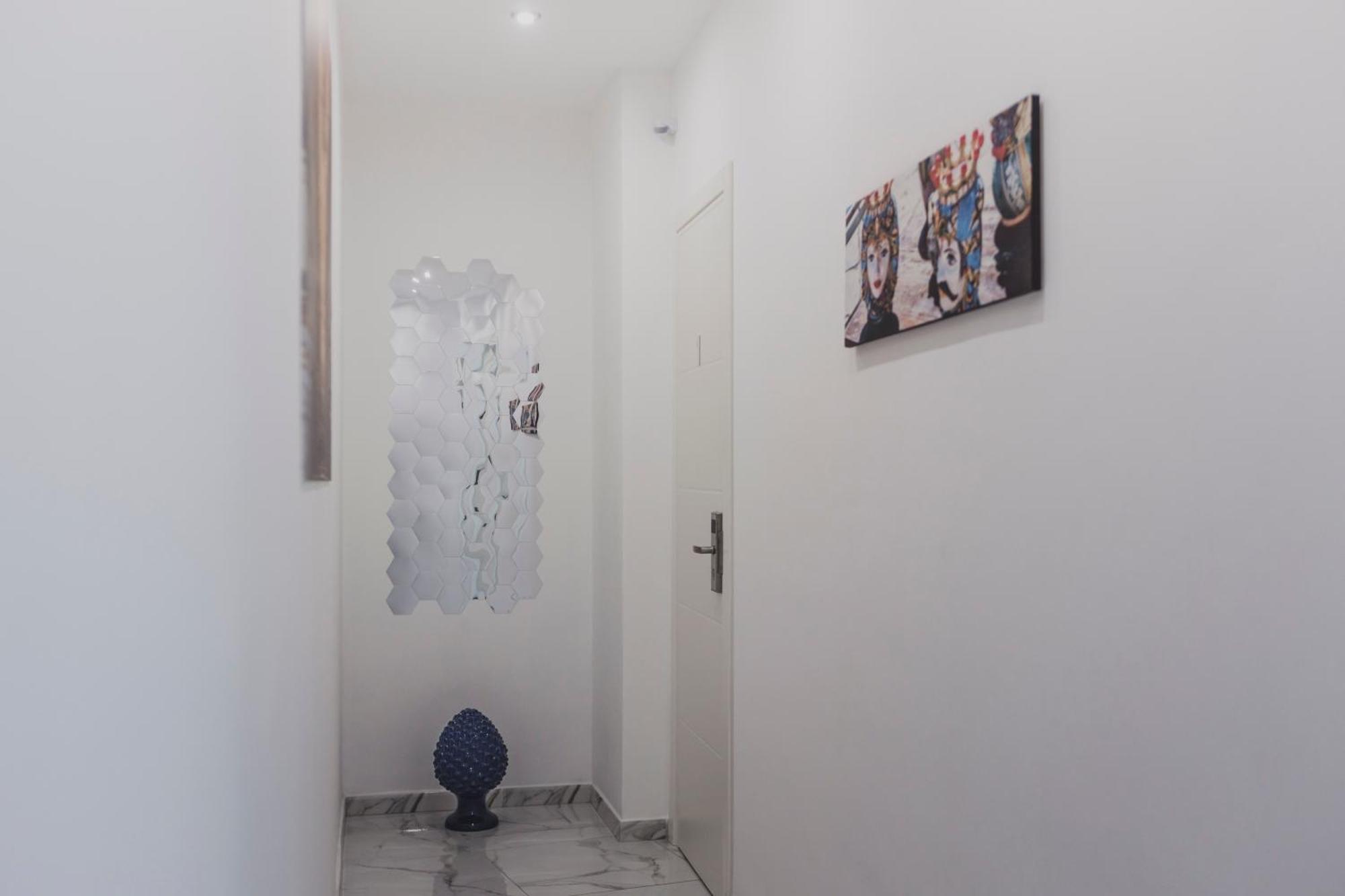 Hotel Mariblu Palermo Esterno foto